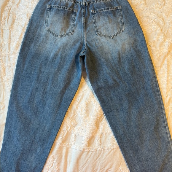 YMI Blue Boyfriend Jeans Relaxed Fit Distressed - Picture 2 of 6